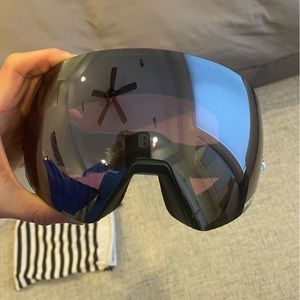 Von Zipper Alt XM Ski/Snowboard Goggles